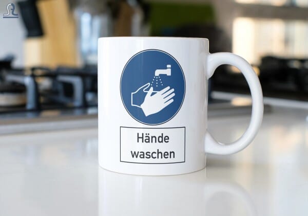 Keramiktasse "Hände waschen"